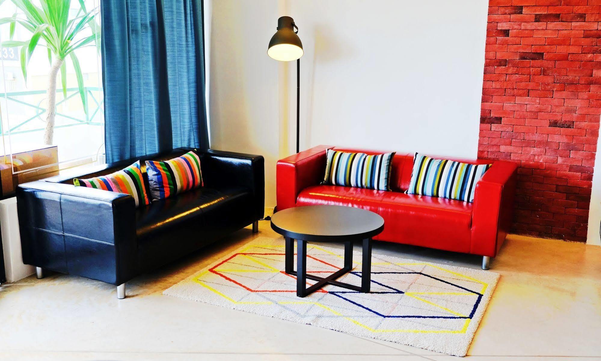 באטו פרינג'י Roomies Suites מראה חיצוני תמונה